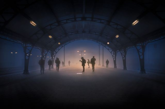 Người dân tại một ga tàu ở Bắc Brabant, Hà Lan. (Nguồn: National Geographic)