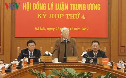 Tổng Bí thư Nguyễn Phú Trọng phát biểu tại phiên họp.