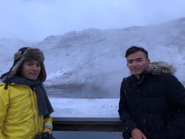  Hoàng Lê Giang và bạn đồng hành Lý Thành Cơ đã có những trải nghiệm độc nhất khi khám phá Bắc Cực trong dịp Giáng sinh năm nay