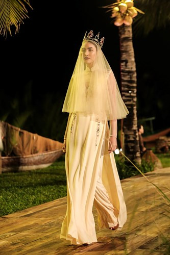 Người đẹp Lan Khuê. Người đẹp Lan Khuê.