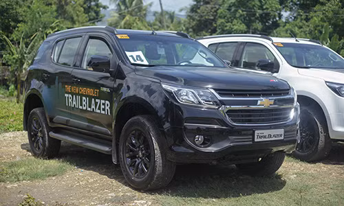 Chevrolet Trailblazer trong chuyến chạy thử cho giới truyền thông tại Thái Lan. 