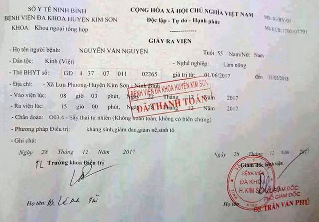 Giấy ra viện BVĐK huyện Kim Sơn xuất cho bệnh nhân nam, chuẩn đoán bị 