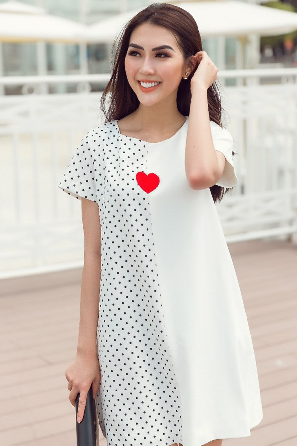  Bộ ảnh giới thiệu các mẫu trang phục giúp bạn gái dễ dàng sử dụng khi đến văn phòng, đi dạo phố và tham gia tiệc nhẹ.