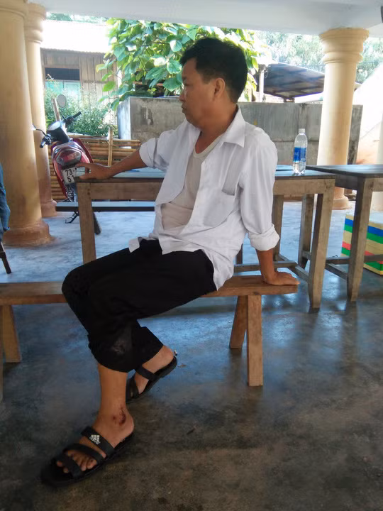 Trung tá Phạm Văn Dũng bị thương