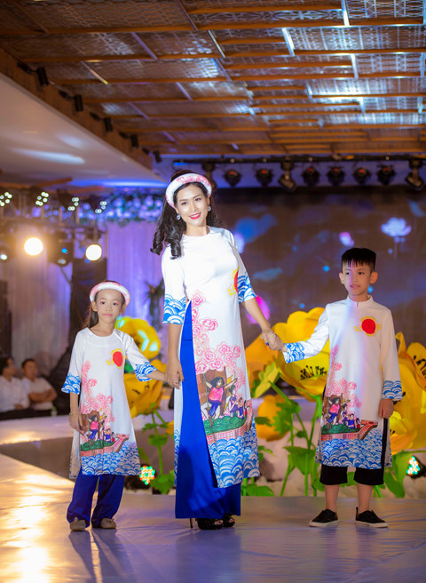 Á hậu Hoàng Anh gây bất ngờ với lần hiếm hoi trở lại sàn catwalk sau khi kết hôn