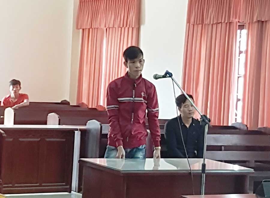  Bị cáo Hồ Viết Danh tại phiên tòa. Ảnh: Thi Phú