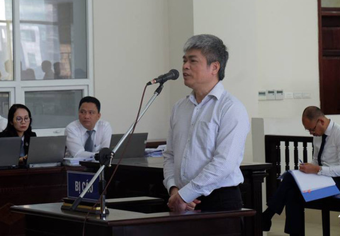 Bị cáo Nguyễn Xuân Sơn khai tại tòa Bị cáo Nguyễn Xuân Sơn khai tại tòa