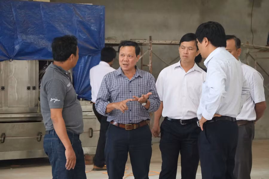 Đoàn giám sát đã đi khảo sát tình hình thực tế tại Khu Công nghiệp Trà Đa. Ảnh: Trần Dung