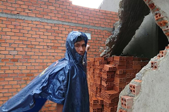 Nhà anh Trường xây dựng trái phép bị UBND phường Ea Tam cưỡng chế.