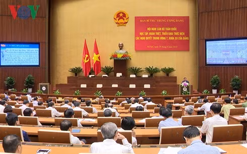 Các đại biểu dự Hội nghị toàn quốc học tập, quán triệt, triển khai thực hiện các Nghị quyết Trung ương 7 khóa XII của Đảng (Ảnh: Dũng Hiền)