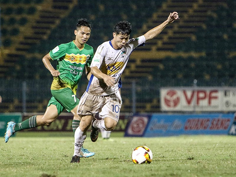  HA Gia Lai thay đổi nhiều về lối chơi, đặc biệt là sự thay đổi của Công Phượng gắn với tập thể nhiều hơn và hiệu quả hơn. 