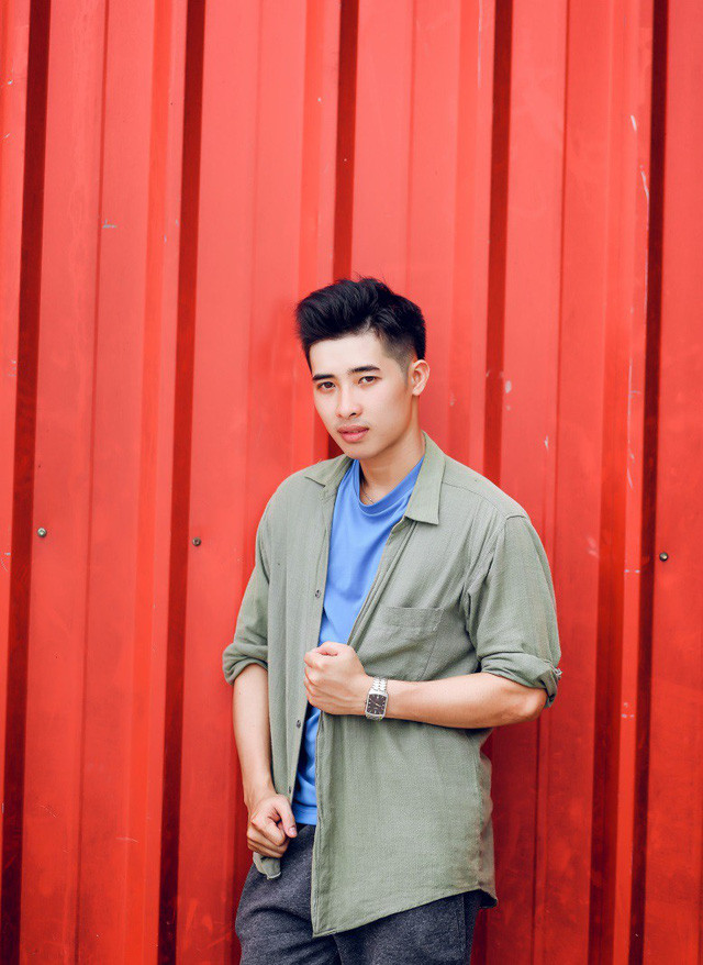  Sau ánh hào quang của những chiếc huy chương Vàng, cuộc sống bình thường của Phúc Thịnh là những giờ dạy vui vẻ trên võ đường tại Cần Thơ, và là cả những đam mê nho nhỏ khác nữa.