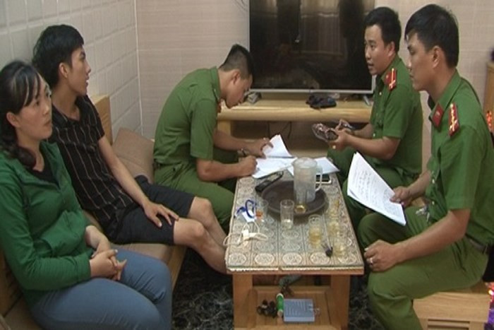  Hai đối tượng Quỳnh và Hùng làm việc với cơ quan điều tra