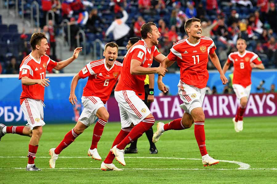 Đội tuyển Nga đang khá thăng hoa với dàn cầu thủ ít ngôi sao. 