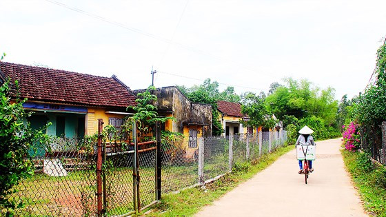 Những ngôi nhà đã xây dựng cách đây 50 năm nhưng không được sửa chữa, xây mới do vướng… di tích