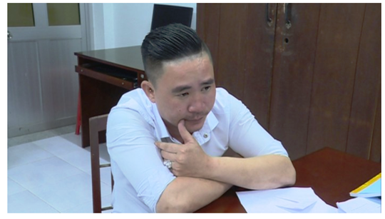  Trần Quang Tuyến tại cơ quan công an