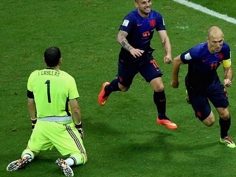 Tây Ban Nha thua muối mặt Hà Lan ở VCK World Cup 2014. Tây Ban Nha thua muối mặt Hà Lan ở VCK World Cup 2014.