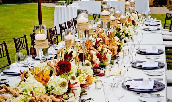 Nhân ngày Gia đình Việt Nam, hãy trổ tài vào bếp và nấu cho bố mẹ những món ăn thật ngon. Bạn cũng có thể rủ mẹ đi chợ cùng để học cách chọn những thực phẩm ngon, tươi. Sau đó, hãy chọn những món ăn bố mẹ yêu thích để nấu. Với món quà này, bố mẹ sẽ thật sự hạnh phúc vì thấy con đã lớn, biết lo cho gia đình.