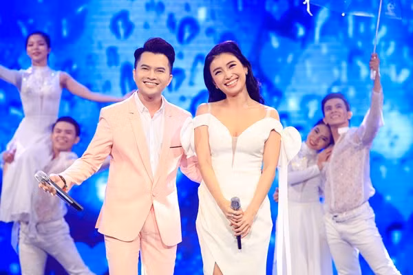 Nam Cường và Tiêu Châu Như Quỳnh.