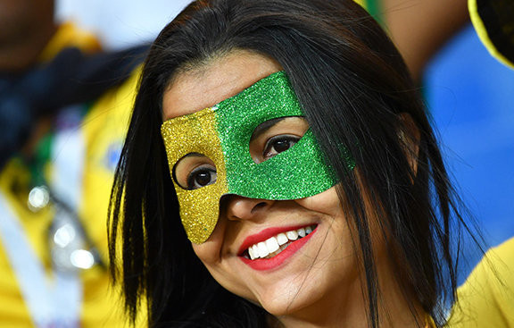 Fan nữ đến từ Brazil. Ảnh: TASS