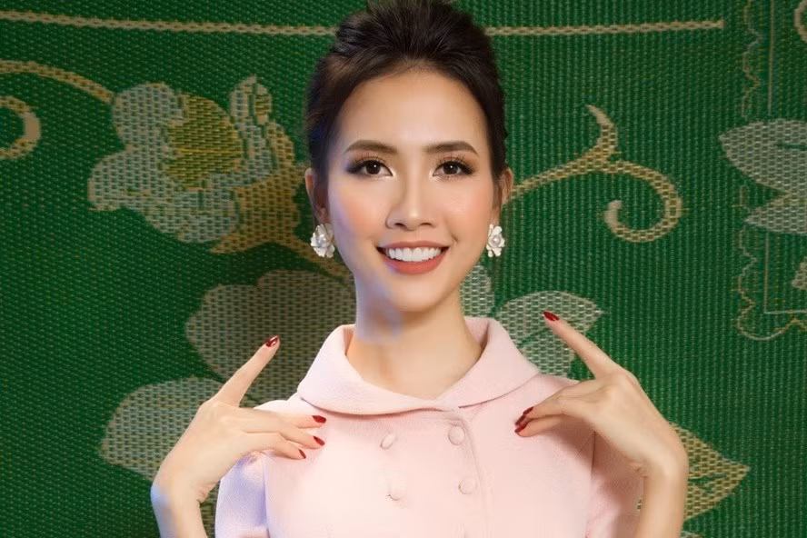  Phan Thị Mơ trong bộ ảnh quyến rũ. Ảnh: N.P