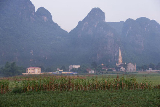 Làng quê bình yên dọc đường 20 Quyết Thắng Làng quê bình yên dọc đường 20 Quyết Thắng