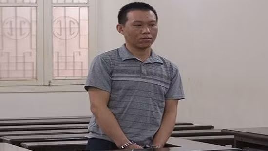 Bị cáo Vi Văn Thảo tại phiên tòa xét xử.