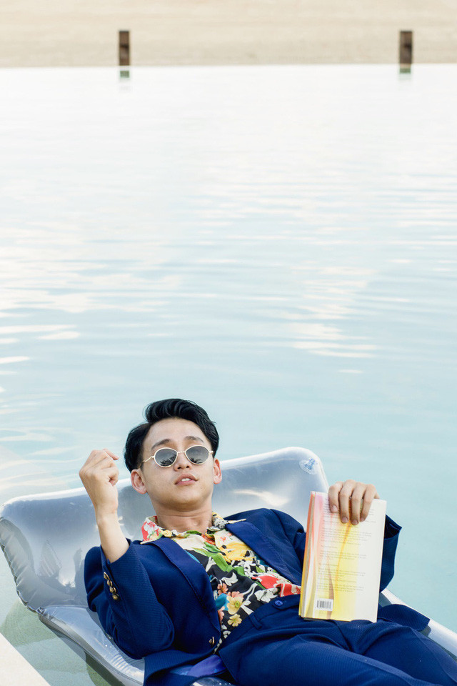  Quang Bảo chia sẻ vừa có chuyến đi xả stress tại Côn Đảo để nghỉ ngơi, tích thêm năng lượng cho các công việc sắp tới trong năm 2018 này (Ảnh: Ngô Minh Anh).