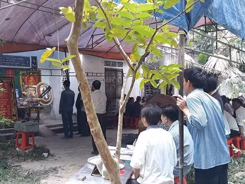  Gia đình tổ chức tang lễ cho chị Thúy