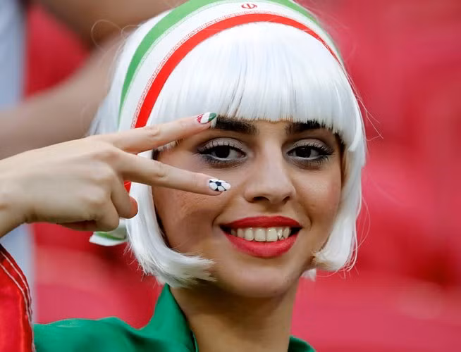  Cổ động viên Iran.