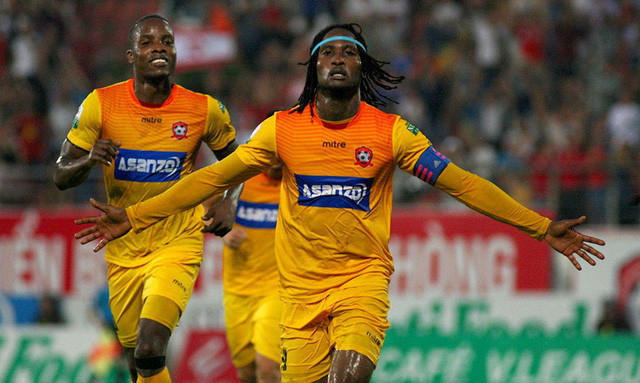 Niềm vui của thủ quân - tiền đạo Fagan (Hải Phòng) sau lúc ghi bàn thắng vào lưới FLC Thanh Hóa Niềm vui của thủ quân - tiền đạo Fagan (Hải Phòng) sau lúc ghi bàn thắng vào lưới FLC Thanh Hóa