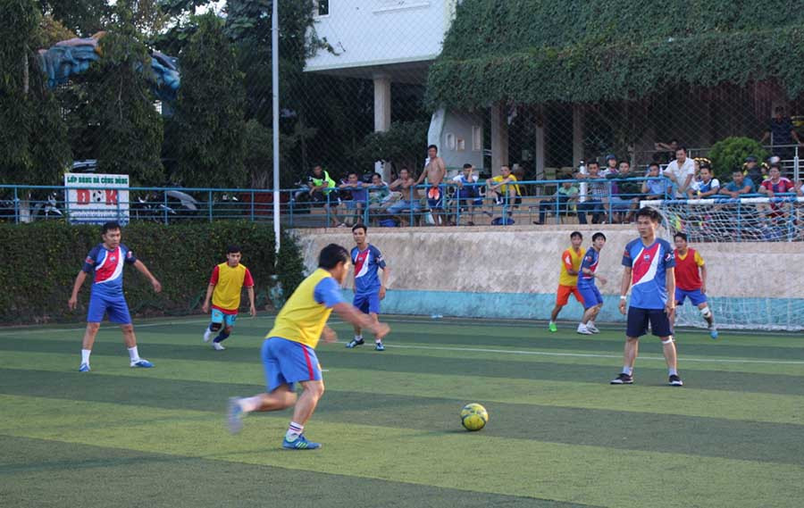  Các đội tham gia thi đấu. Ảnh: Phan Lài 