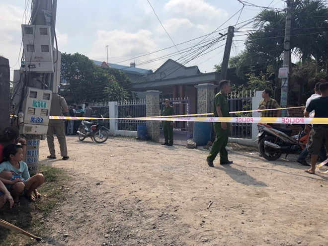 Hiện trường vụ án mạng nghiêm trọng được phong tỏa