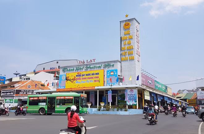  Rạp chiếu bóng Hòa Bình ngày nay