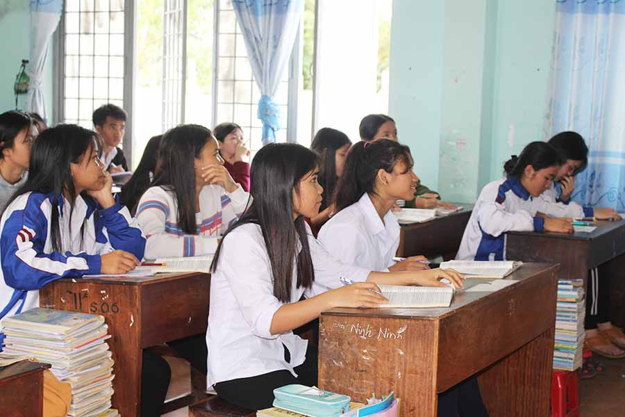 Học sinh lớp 12 trên toàn tỉnh đang bước vào giai đoạn 2 trong công tác ôn thi THPT Quốc gia 2019 (Ảnh chụp tại Trường Phổ thông dân tộc nội trú tỉnh). Ảnh: N.G