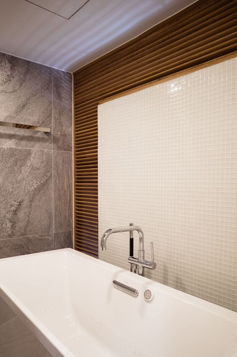 Góc phòng tắm hiện đại và sạch sẽ. 