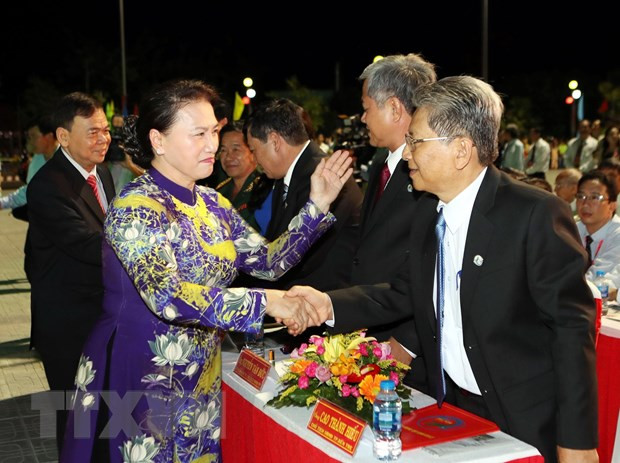  Chủ tịch Quốc hội Nguyễn Thị Kim Ngân và các đại biểu dự lễ. (Ảnh: Trọng Đức/TTXVN)