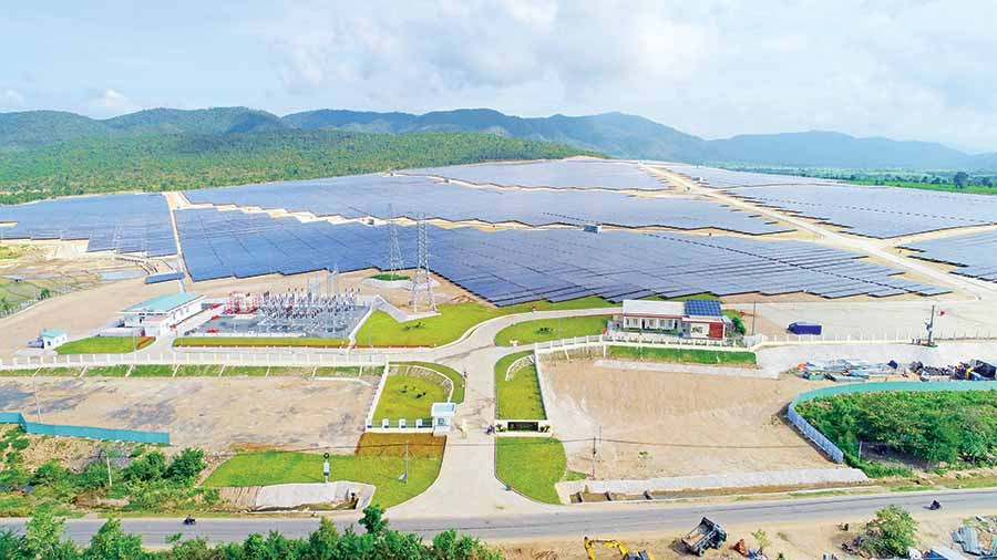 Nhà máy Điện mặt trời TTC Krông Pa nhìn từ trên cao. Ảnh: ĐỨC MẠO