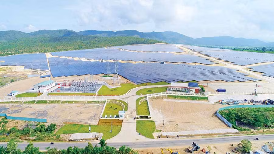 Nhà máy Điện mặt trời TTC Krông Pa nhìn từ trên cao. Ảnh: ĐỨC MẠO