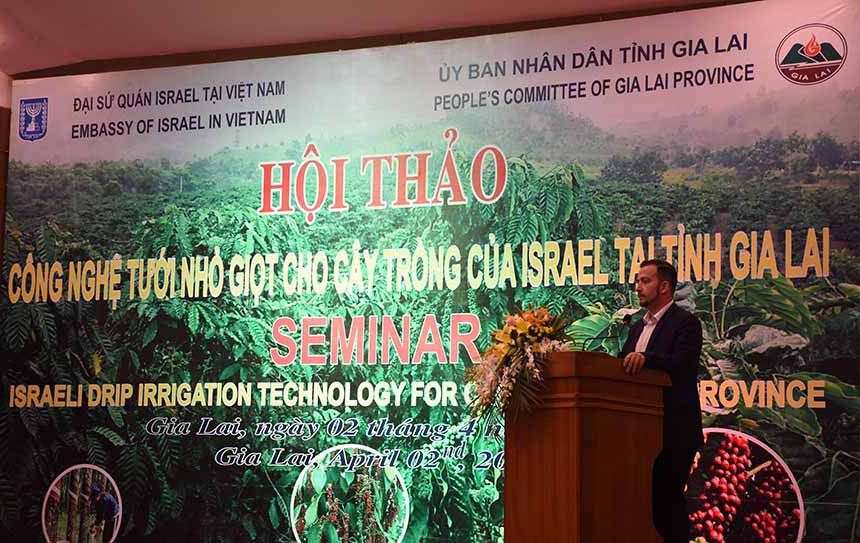 Ngài Doron Lebovich phát biểu tại Hội thảo. Ảnh: Lê Nam