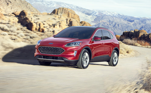 Ford Escape có hệ thống động lực hybird và plug-in hybrid