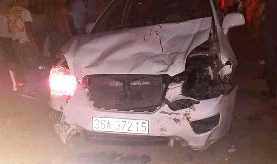 Chiếc ôtô gây tai nạn Chiếc ôtô gây tai nạn