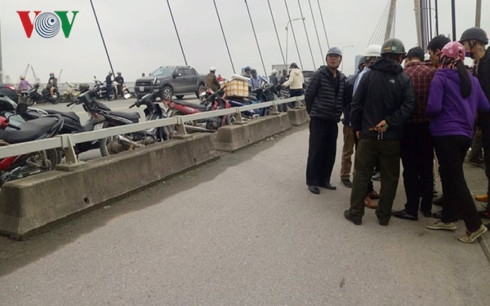  Cầu Bính nơi cô gái nhảy xuống sông tự vẫn. (Ảnh: CTV)