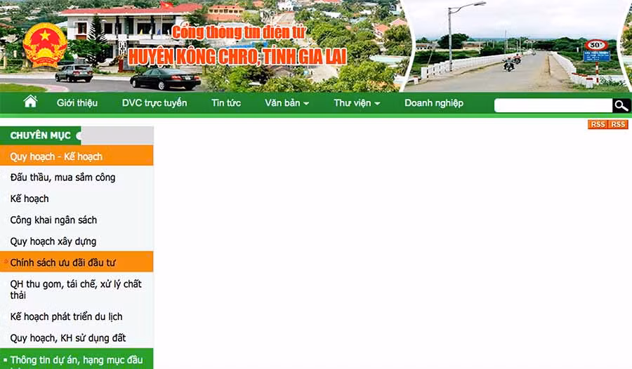  Nhiều mục trên Cổng thông tin điện tử của huyện Kông Chro bị bỏ trống thông tin. Ảnh: H.D