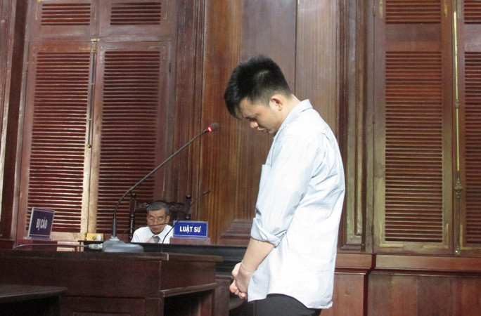  Trước khi vào tù vì hành vi man rợ, bị cáo từng là sinh viên một trường đại học ở TP HCM