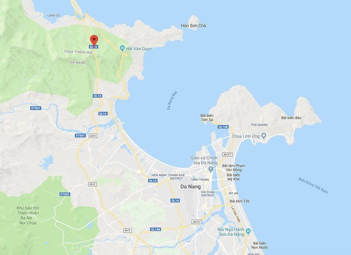 Hầm Hải Vân (chấm đỏ) nối liền Thừa Thiên - Huế và Đà Nẵng. Ảnh: Google Maps.  Hầm Hải Vân (chấm đỏ) nối liền Thừa Thiên - Huế và Đà Nẵng. Ảnh: Google Maps.