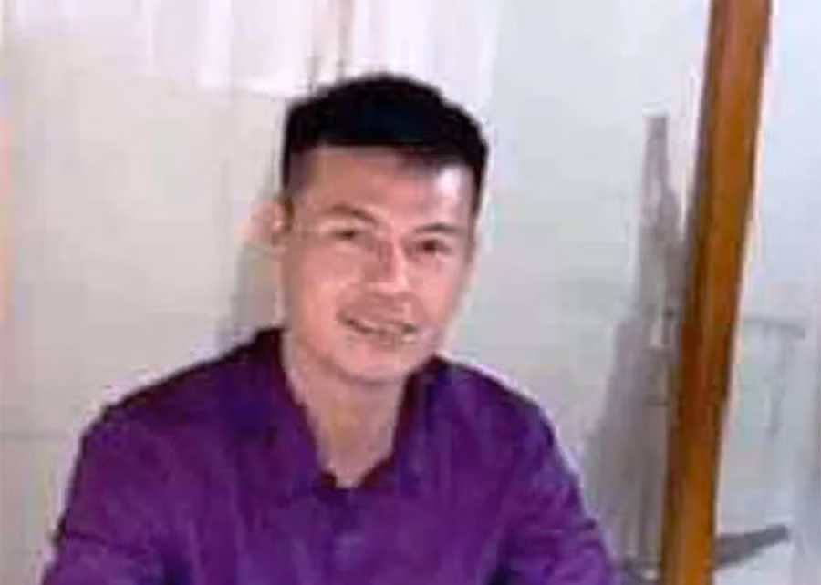  Lý Đình Vũ được xem là kẻ chủ mưu đổ dầu thải xuống nguồn nước sông Đà đã ra cơ quan công an đầu thú - Ảnh công an cung cấp