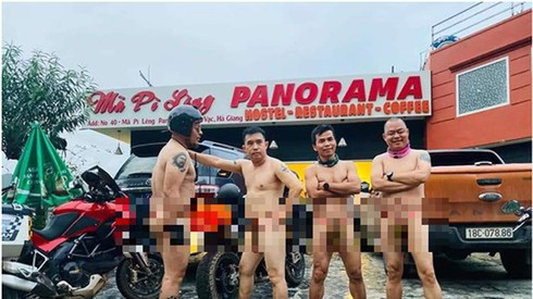 Hiếu Orion cùng 3 người đàn ông khác khỏa thân trên khách sạn ở Mã Pì Lèng Hiếu Orion cùng 3 người đàn ông khác khỏa thân trên khách sạn ở Mã Pì Lèng