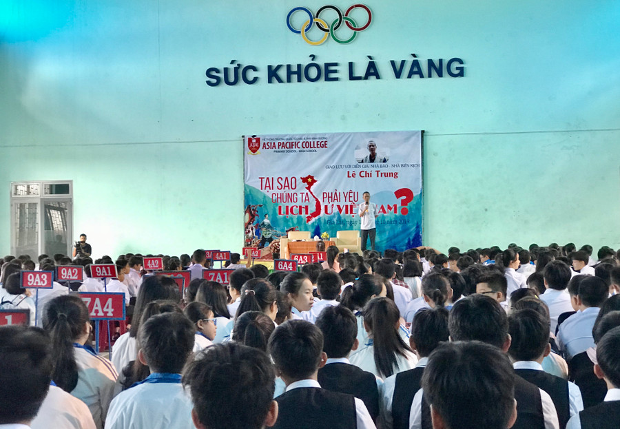 Quang cảnh buổi giao lưu. Ảnh: Trần Dung Quang cảnh buổi giao lưu. Ảnh: Trần Dung