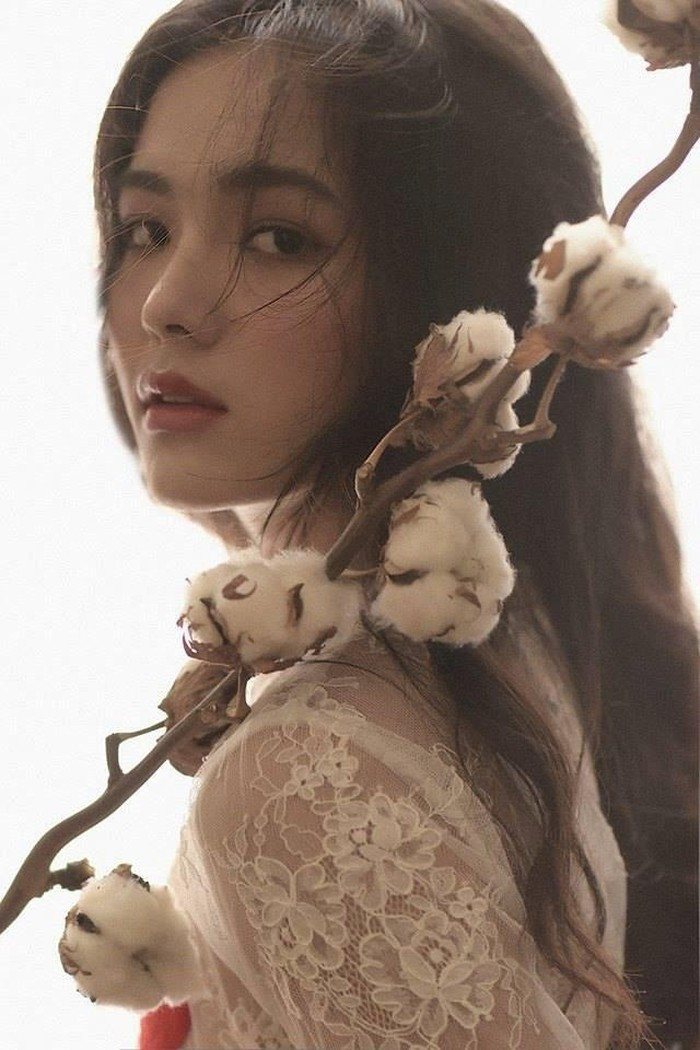 Thiên Trang không chỉ sở hữu gương mặt xinh xắn sắc sảo mà còn có rất nhiều tài năng. Cô nàng là một trong những nữ sinh “tài sắc vẹn toàn” của Học viện Báo chí.